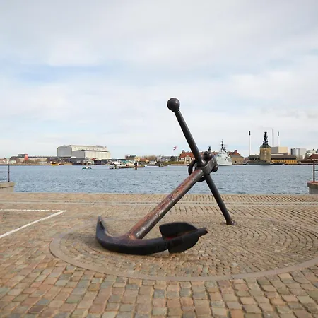 Bob W Osterbro Apartment *