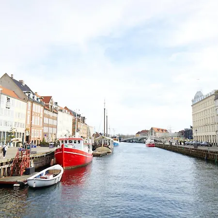 Апартаменты Bob W Copenhagen Osterbro Копенгаген