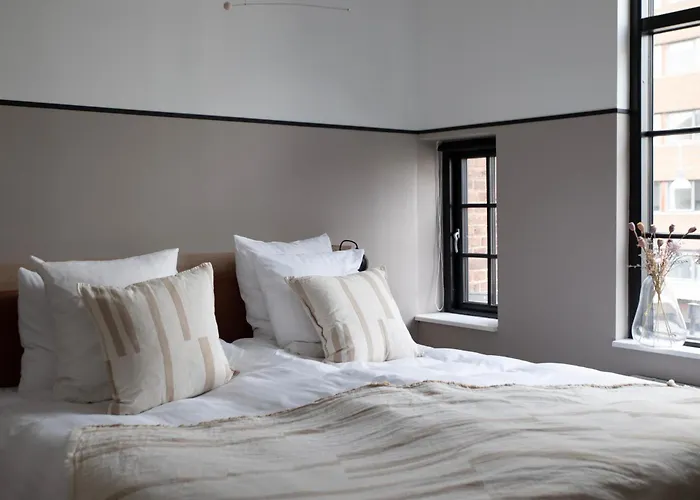 Bob W Osterbro * Kopenhagen