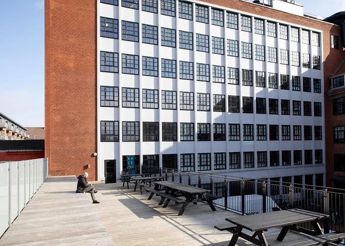 Bob W Osterbro * Kopenhagen